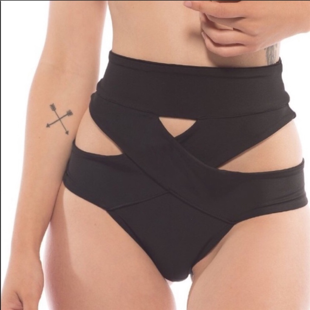 COPY - LBD Kiki rave bottoms